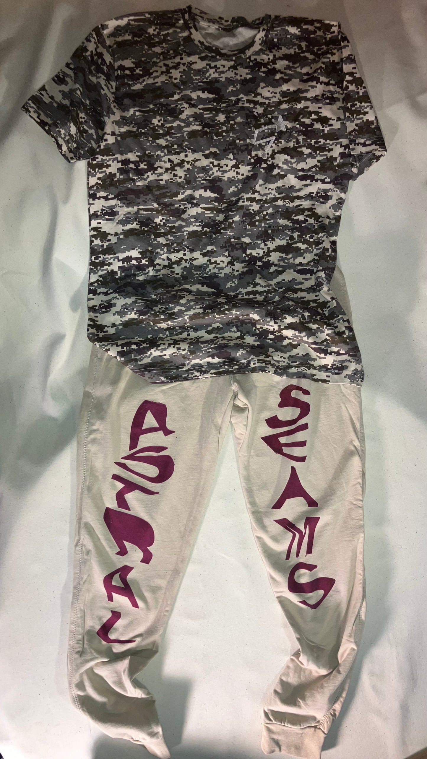 Subtle Edge Lounge Set